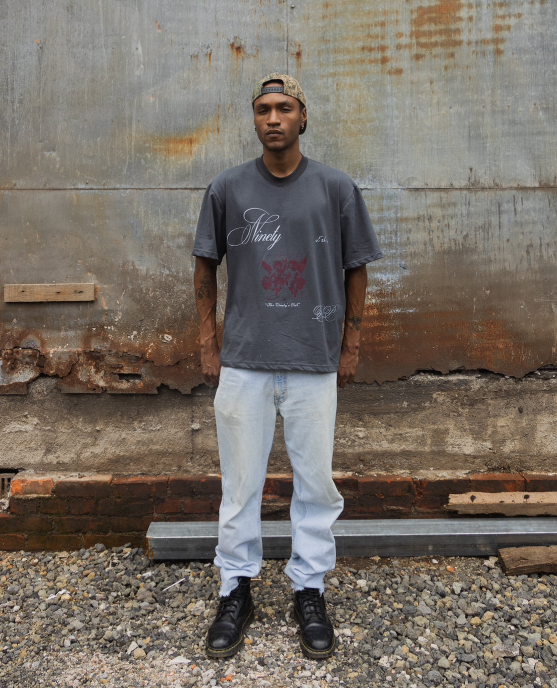 Grey Tee “the 90’s club”
