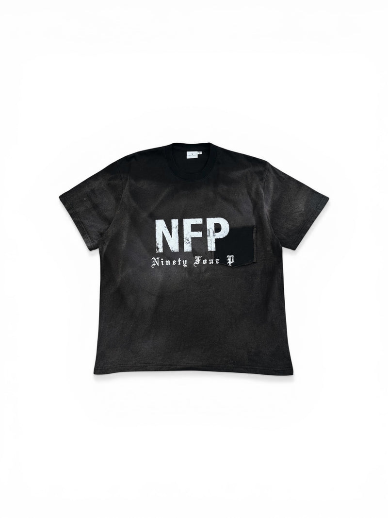 Black Tee pocket fade